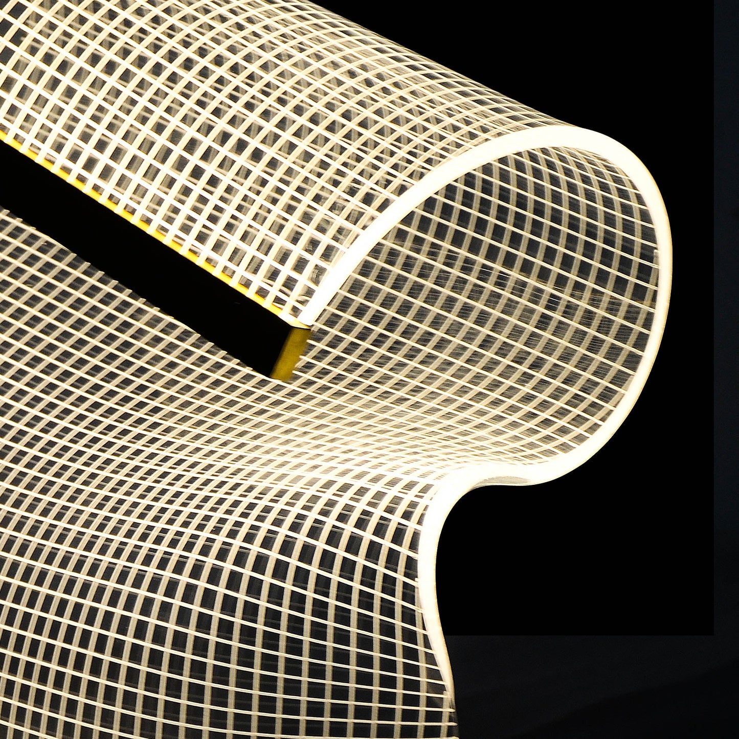 LumaForm Table Lamp – Minimal Chaos Design