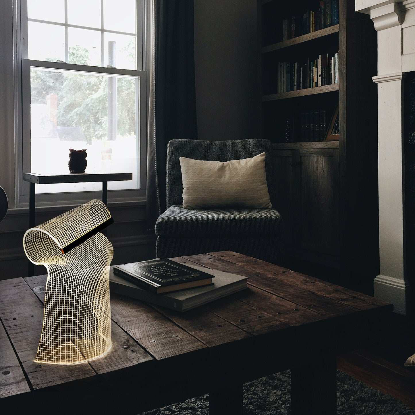 LumaForm Table Lamp – Minimal Chaos Design